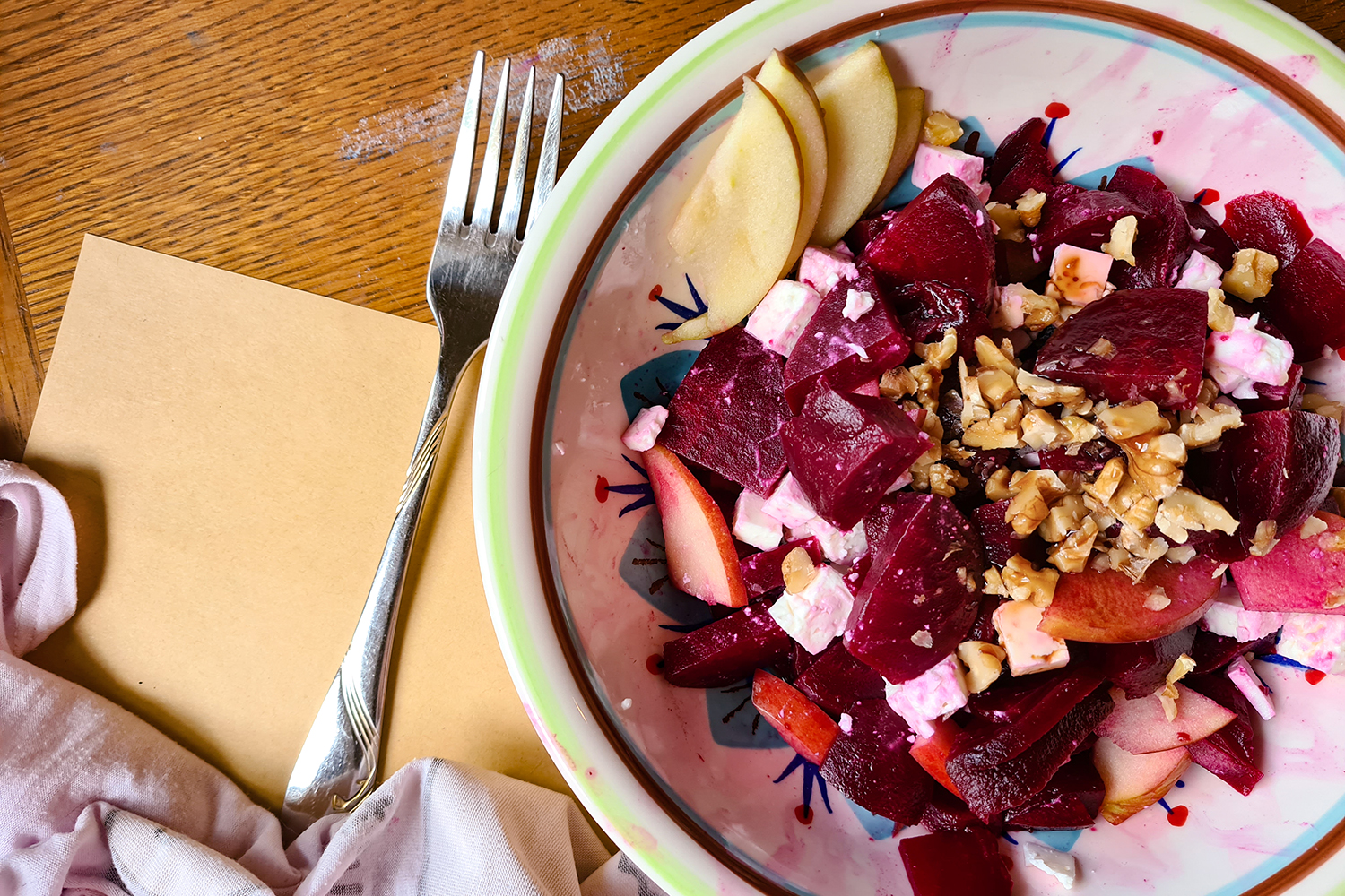 rote Beete Salat mit Apfel - Imaginary Lights